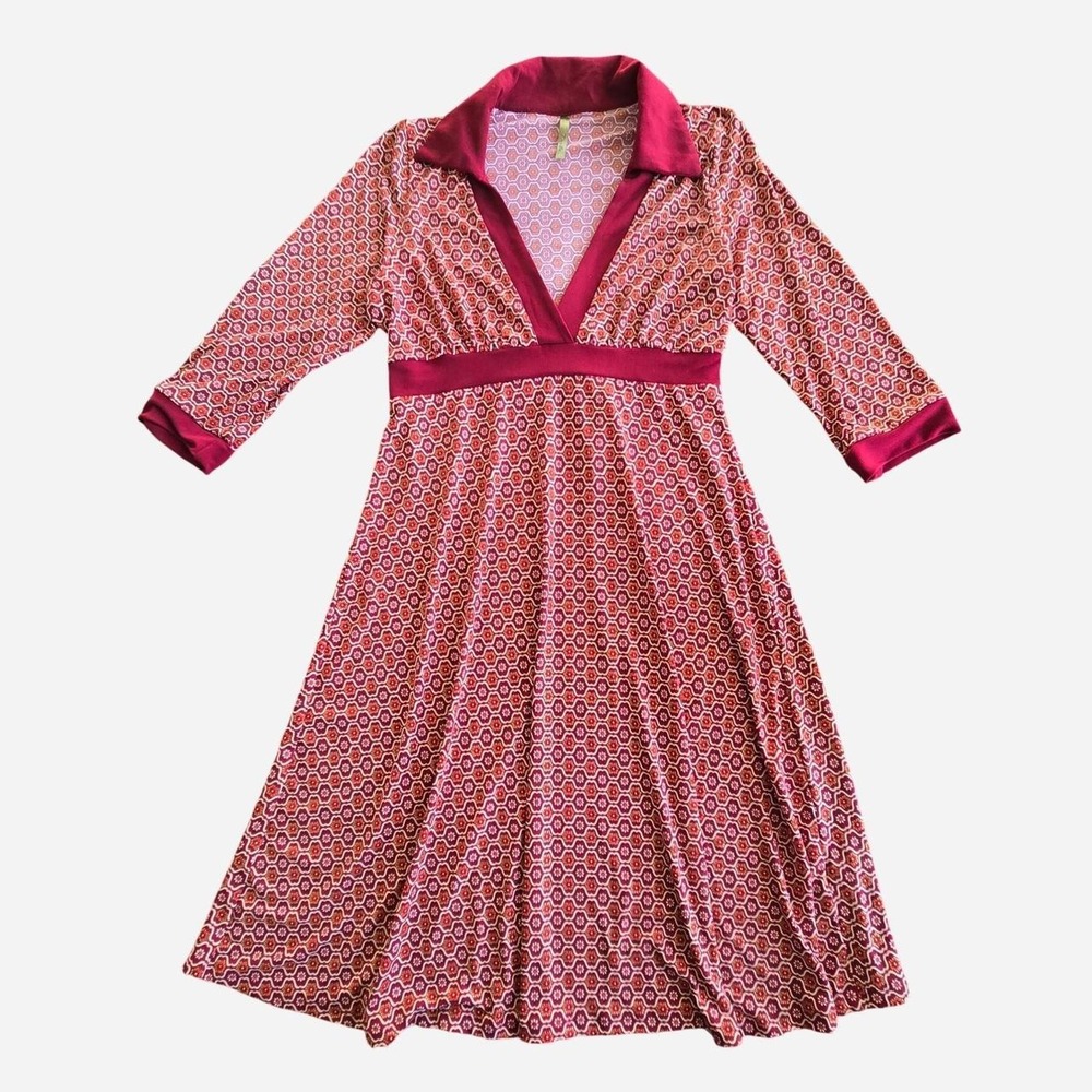 Vintage y2k orange and red dress with V-neck, quarter length sleeves, tie back.